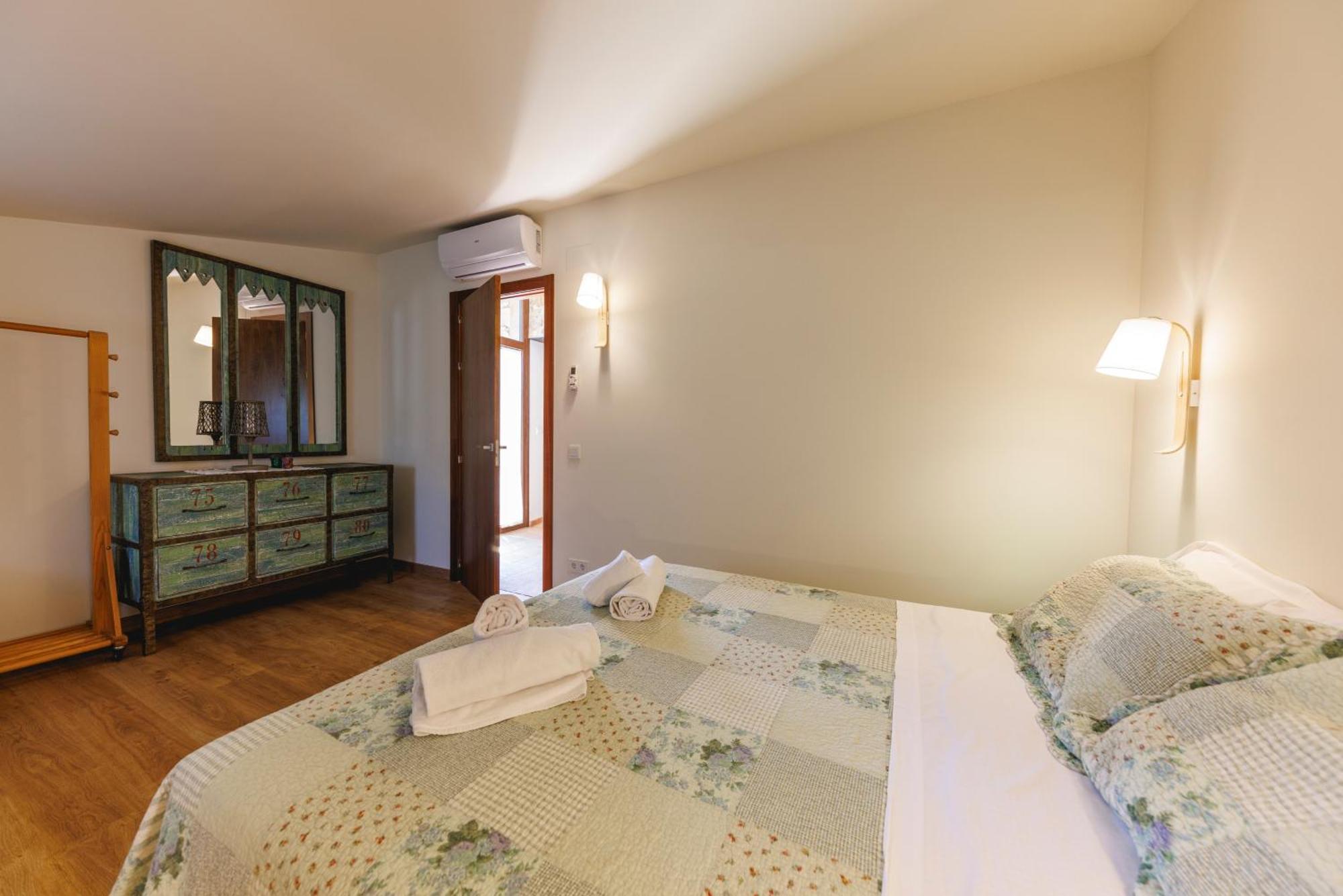 Turisme Rural - Mas Vila - Monells La Bisbal d'Emporda Exterior foto